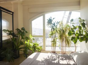 315 E 8th Street 205, Los Angeles CA 90014