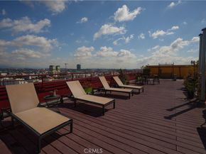 315 E 8th Street 205, Los Angeles CA 90014