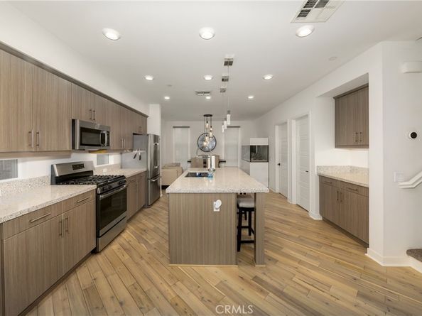 495 Andrew Drive G, Azusa CA 91702