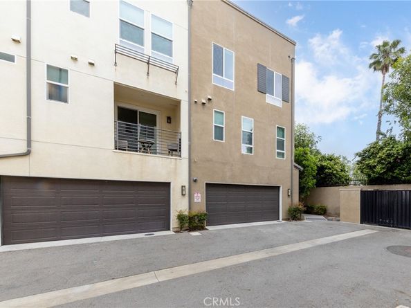 495 Andrew Drive G, Azusa CA 91702