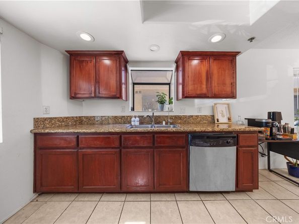 25 Palmetto Dr A, Alhambra CA 91801