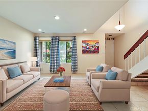 193 193 S Hollenbeck, Covina CA 91723