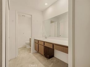3310 Raintree, Culver City CA 90230