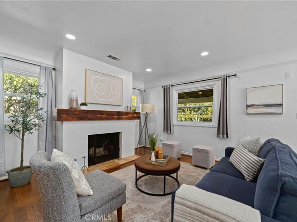 1697 N Allen, Pasadena CA 91104