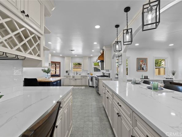 1697 N Allen, Pasadena CA 91104