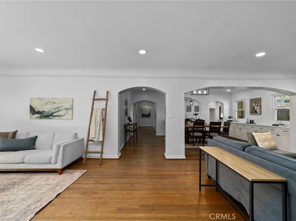 1697 N Allen, Pasadena CA 91104