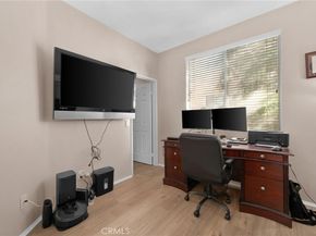 5630 Hunt Club, Fontana CA 92336