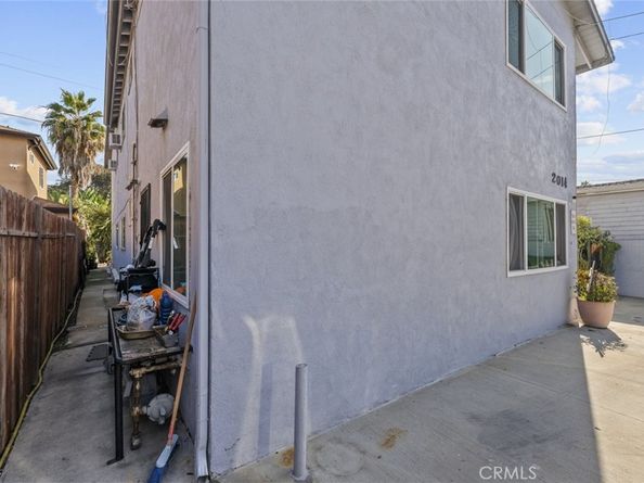 2016 Gates Street, Los Angeles CA 90031