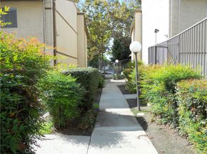 750 E 5th Street 51, Azusa CA 91702