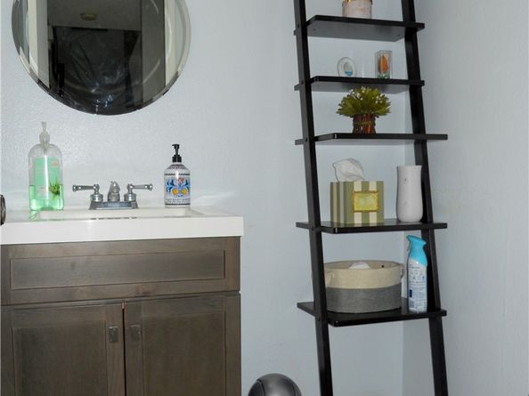 750 E 5th Street 51, Azusa CA 91702