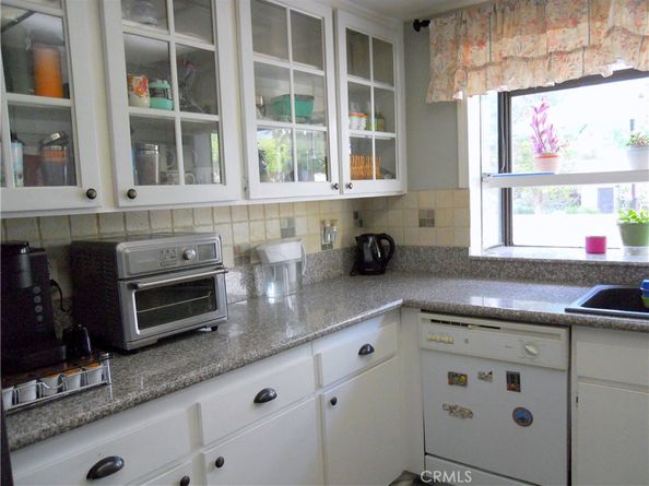 750 E 5th Street 51, Azusa CA 91702