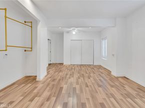 1925 Berkeley, Echo Park CA 90026