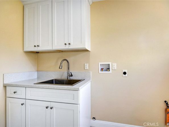 154 N Roberto Avenue, West Covina CA 91790