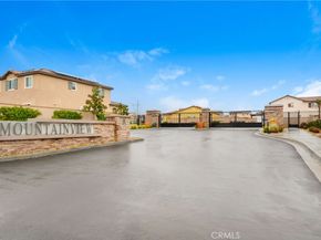 15740 Parry Peak Drive, Fontana CA 92336