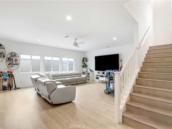 15740 Parry Peak Drive, Fontana CA 92336