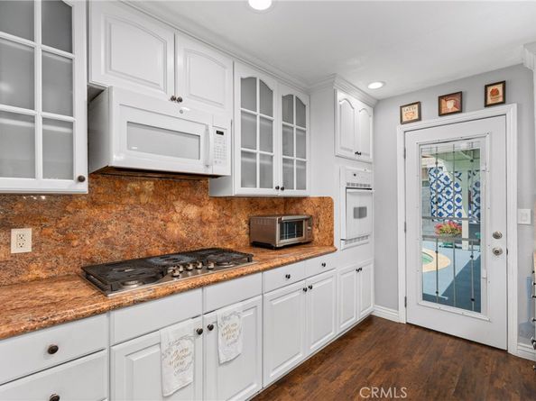 8521 Gloria Avenue, North Hills CA 91343