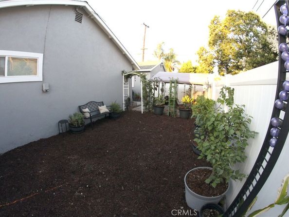 2904 Sterling Street, Pomona CA 91767