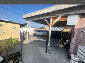 1105 E 113th Street, Los Angeles CA 90059