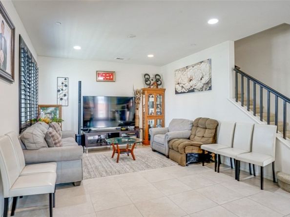 4248 W 5th Street, Santa Ana CA 92703