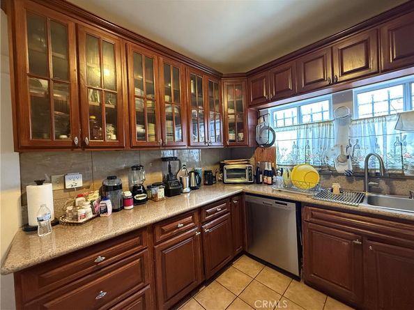 3115 W 60th Street, Los Angeles CA 90043