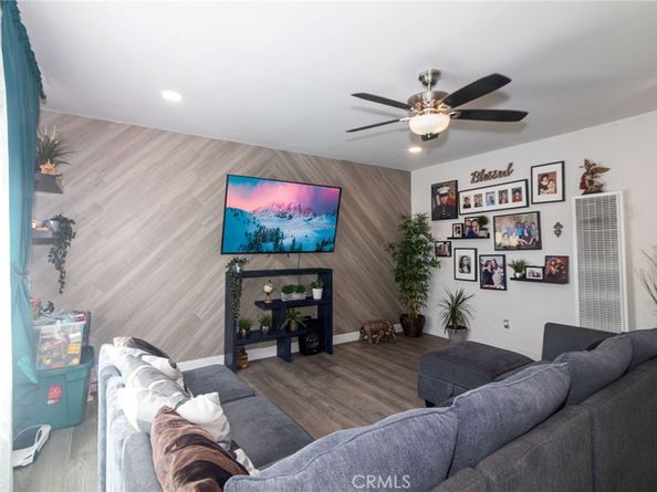 22428 Devlin, Hawaiian Gardens CA 90716