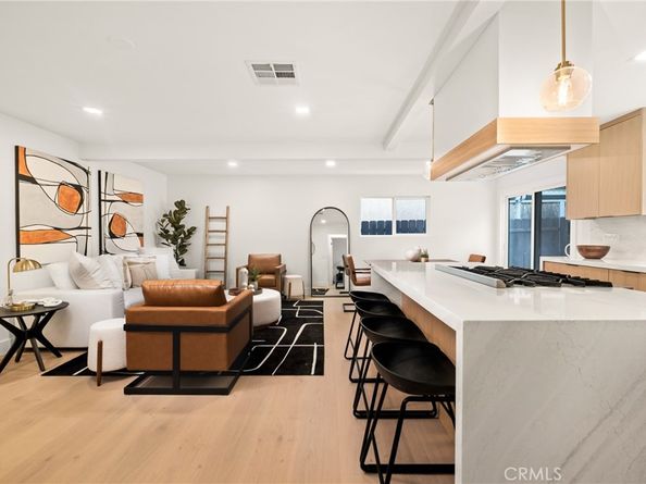 4282 Robbins Street, San Diego CA 92122