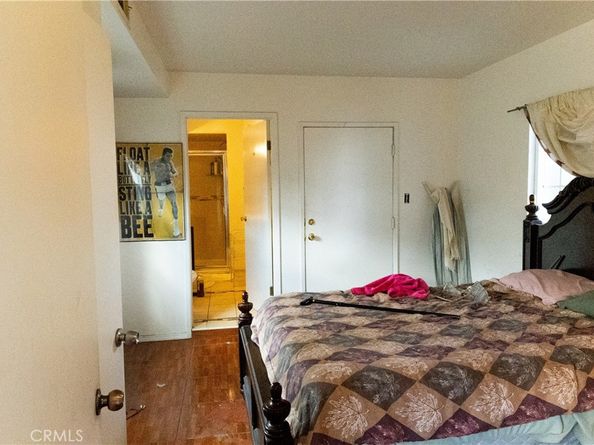 6100 S Fairfax Avenue, Ladera Heights CA 90056