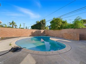 5116 E Wardlow Road, Long Beach CA 90808