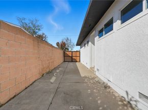 5116 E Wardlow Road, Long Beach CA 90808