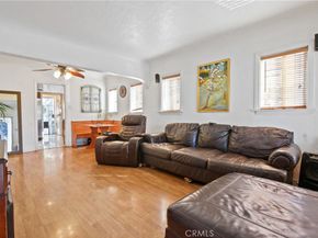 305 E 52nd Street, Long Beach CA 90805