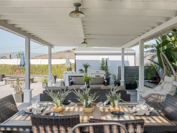 918 S Coral Tree, West Covina CA 91791