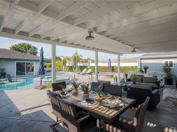 918 S Coral Tree, West Covina CA 91791