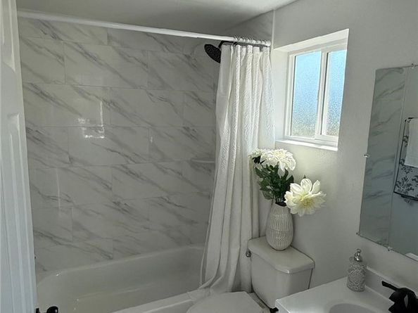 9412 Wilmington Avenue, Los Angeles CA 90002