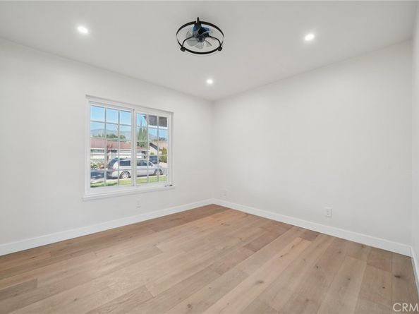 1098 Syracuse, Claremont CA 91711