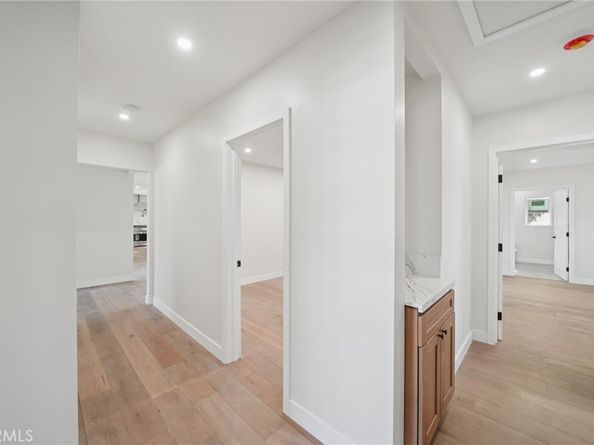 1098 Syracuse, Claremont CA 91711