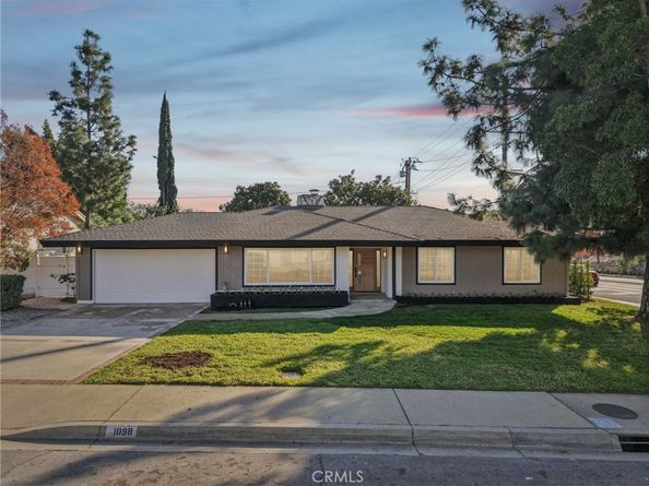 1098 Syracuse, Claremont CA 91711