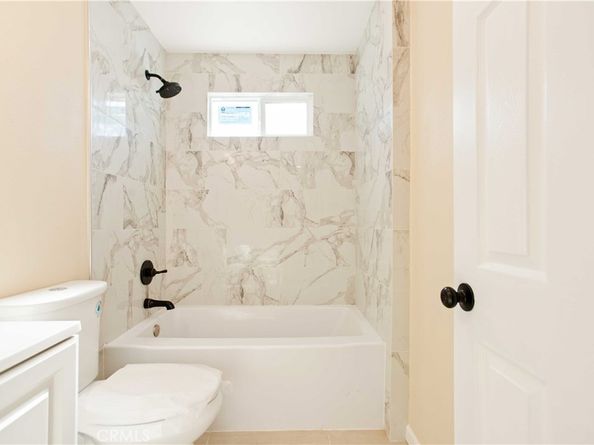 2117 N Keene, Los Angeles CA 90059