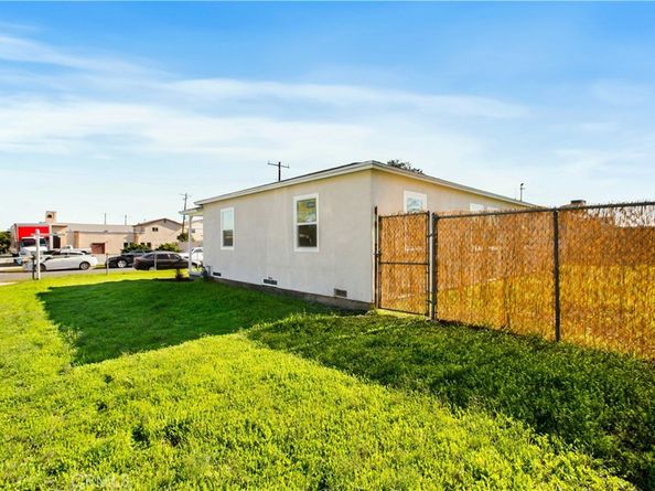 2117 N Keene, Los Angeles CA 90059