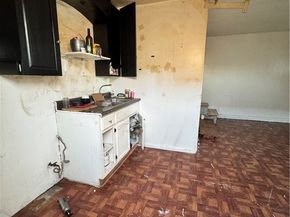 13300 S Largo Avenue, Compton CA 90222