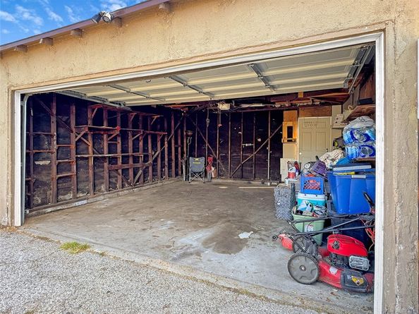 1301 E 106th, Los Angeles CA 90002