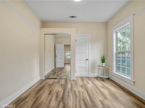 710 W 49th Place, Los Angeles CA 90037