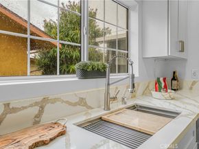 710 W 49th Place, Los Angeles CA 90037
