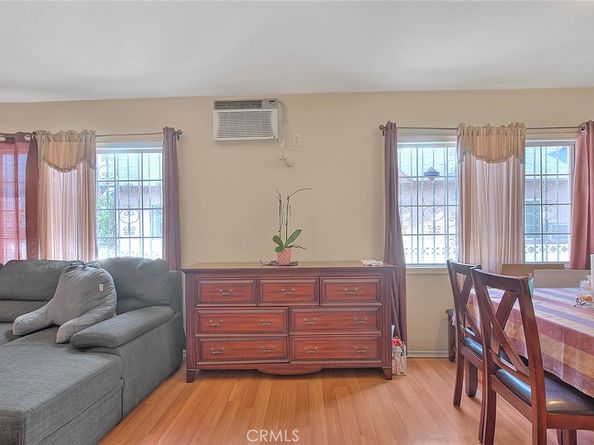 552 W 108th Street, Los Angeles CA 90044