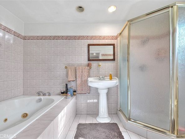 552 W 108th Street, Los Angeles CA 90044