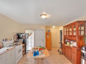 552 W 108th Street, Los Angeles CA 90044