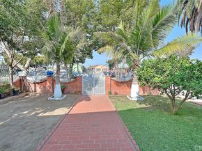 552 W 108th Street, Los Angeles CA 90044