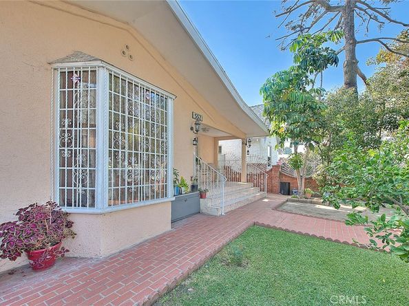 552 W 108th Street, Los Angeles CA 90044