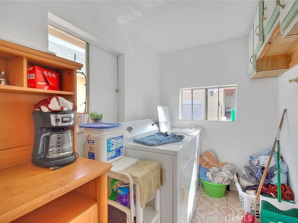 552 W 108th Street, Los Angeles CA 90044