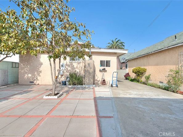 552 W 108th Street, Los Angeles CA 90044