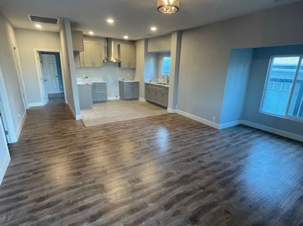 1920 Thomas, Los Angeles CA 90031